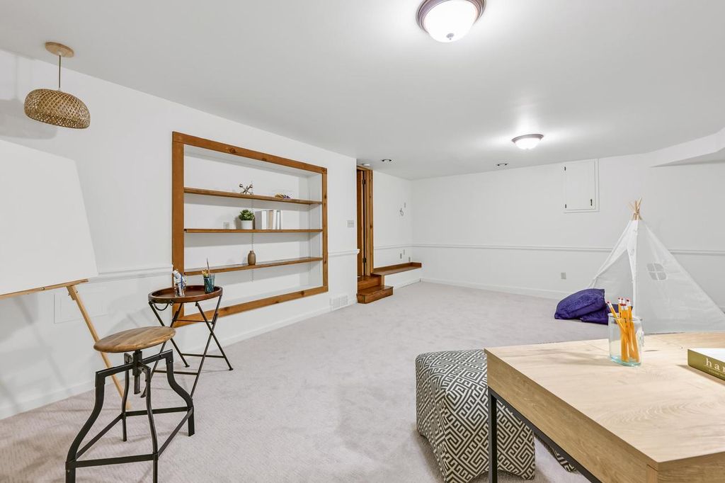property-img