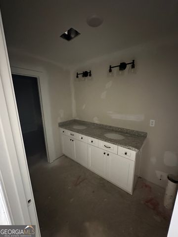 280 Young Lane, Hamilton, GA 31811