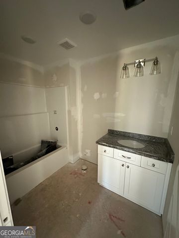 280 Young Lane, Hamilton, GA 31811