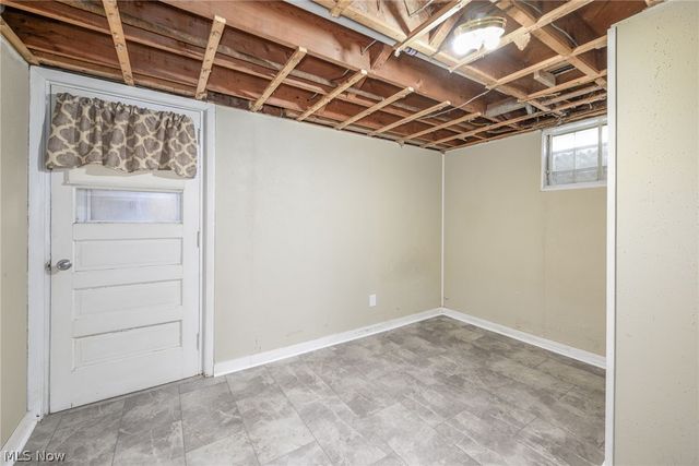 8157 State Route 43, Streetsboro, OH 44241