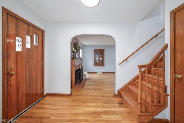 8157 State Route 43, Streetsboro, OH 44241