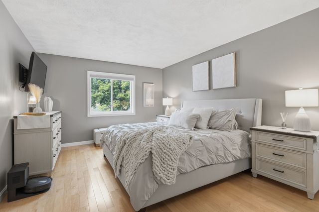 1100 Salem Street 32, Lynnfield, MA 01940