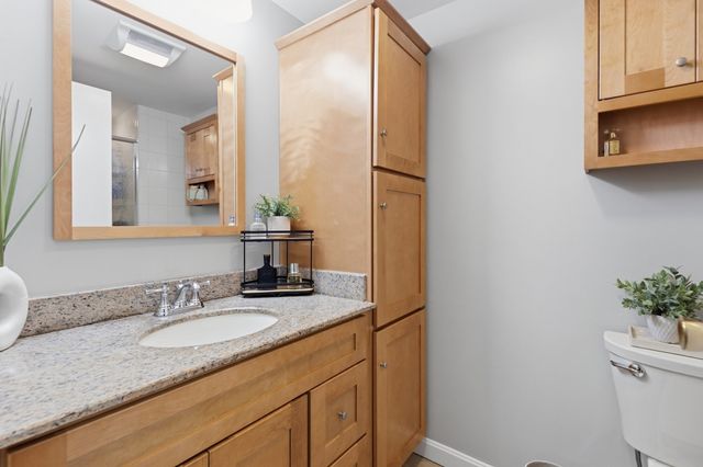 1100 Salem Street 32, Lynnfield, MA 01940