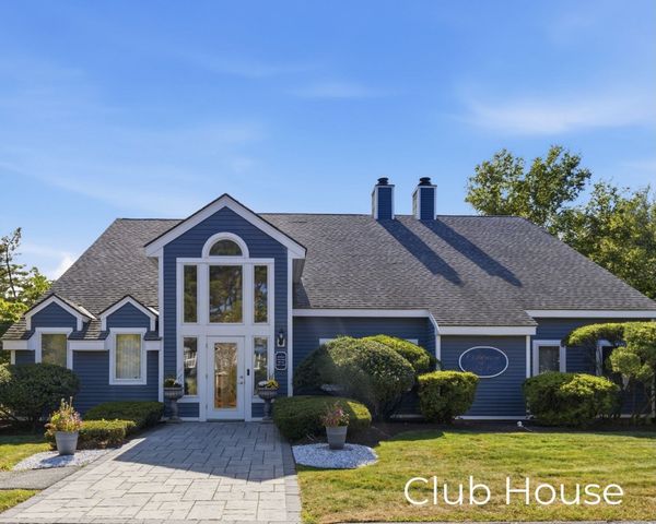 1100 Salem Street 32, Lynnfield, MA 01940
