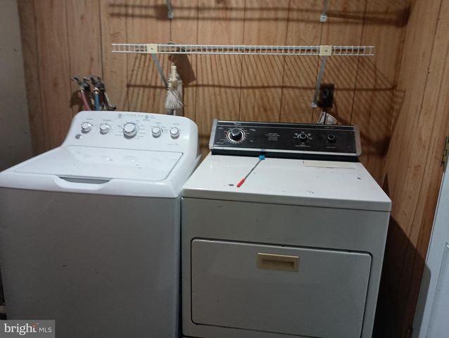 303 WYNNEWOOD RD, Trenton, NJ 08628