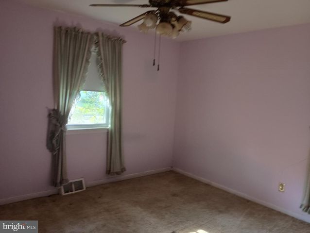 303 WYNNEWOOD RD, Trenton, NJ 08628