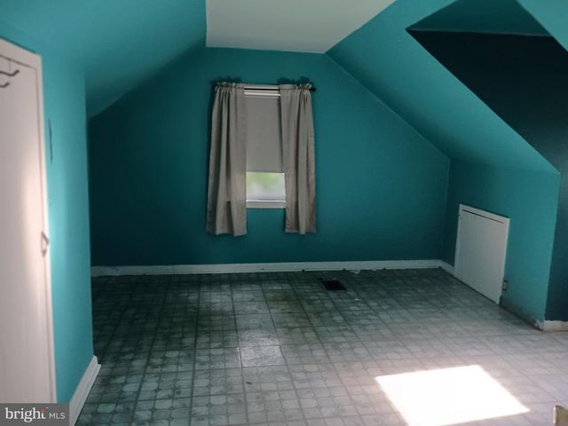 303 WYNNEWOOD RD, Trenton, NJ 08628