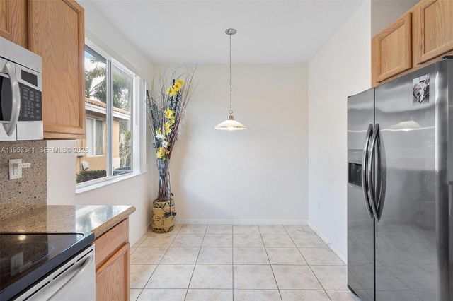 20606 NW 11th Ct, Miami Gardens, FL 33169