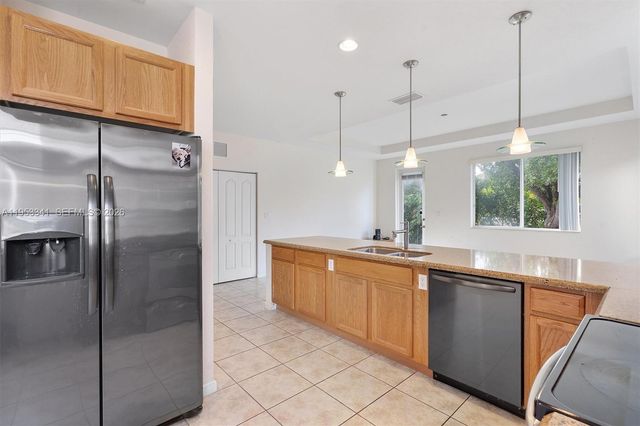 20606 NW 11th Ct, Miami Gardens, FL 33169