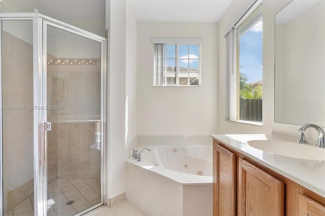 20606 NW 11th Ct, Miami Gardens, FL 33169