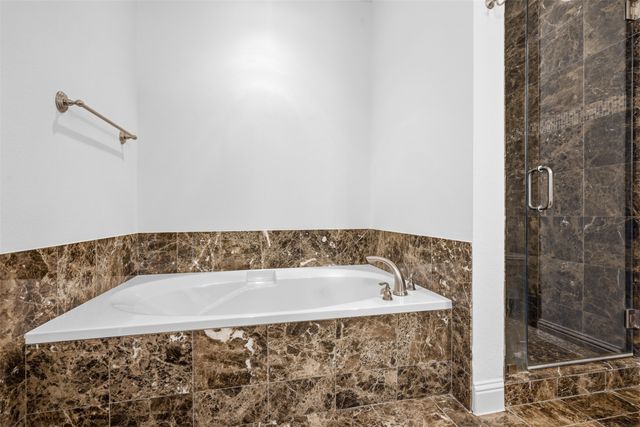 636 E Bluff Street, Fort Worth, TX 76102