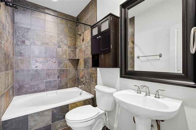 636 E Bluff Street, Fort Worth, TX 76102