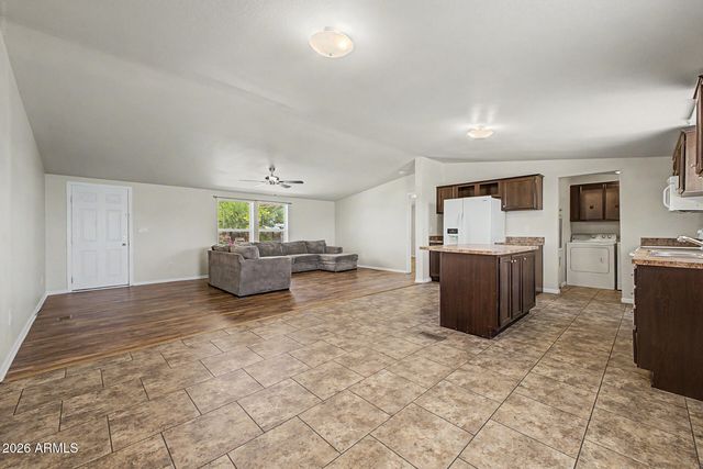7114 W WANDA LYNN Lane, Peoria, AZ 85382
