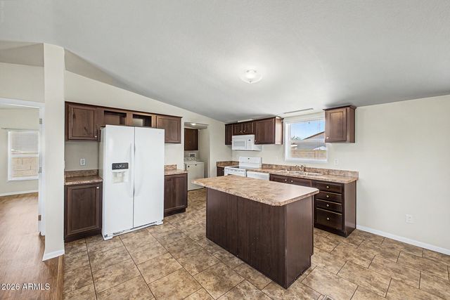 7114 W WANDA LYNN Lane, Peoria, AZ 85382