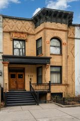 548 W Oakdale Avenue, Chicago, IL 60657