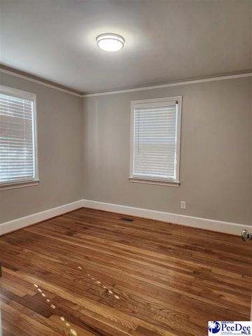 902 Cheraw, Florence, SC 29501