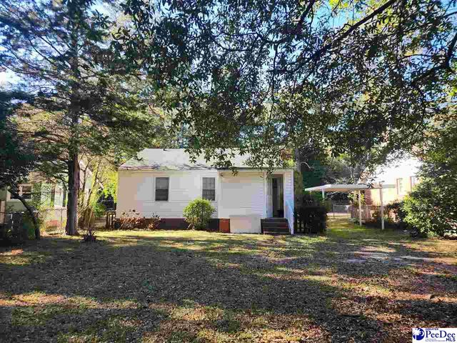 902 Cheraw, Florence, SC 29501
