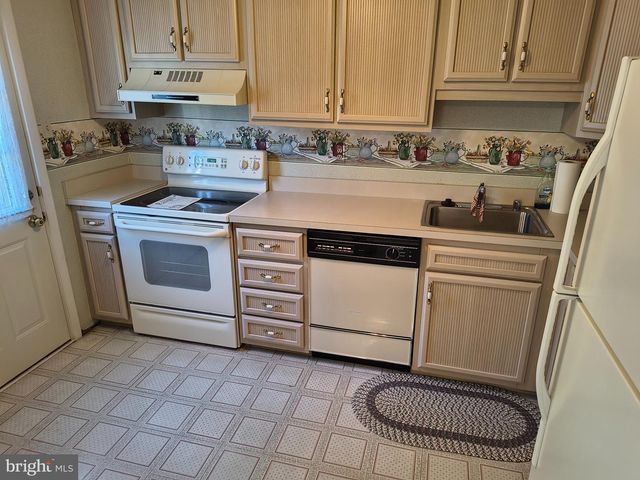 8681 SCORTON HARBOUR, Pasadena, MD 21122