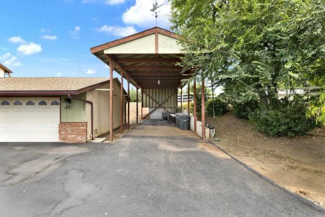 1402 Big Red Road, Alpine, CA 91901