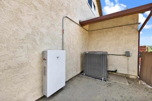 1402 Big Red Road, Alpine, CA 91901