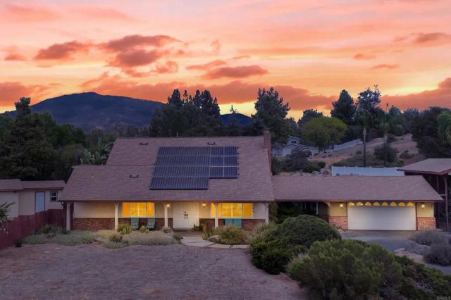 1402 Big Red Road, Alpine, CA 91901