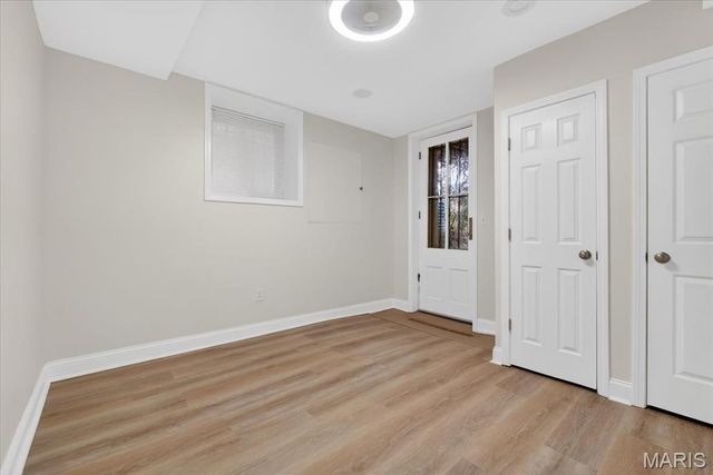 2416 S 13th Street, St Louis, MO 63104