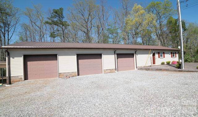 1368 Cajah Mountain Road, Hudson, NC 28638