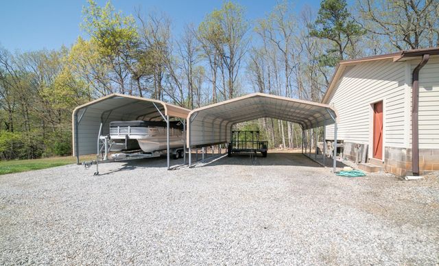 1368 Cajah Mountain Road, Hudson, NC 28638