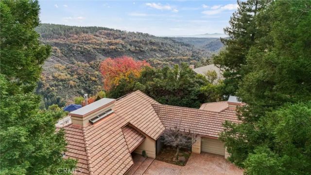 14836 Eagle Ridge Drive, Forest Ranch, CA 95942