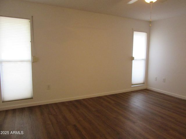 9502 W PINERIDGE Drive, Sun City, AZ 85351