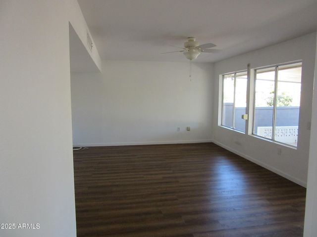 9502 W PINERIDGE Drive, Sun City, AZ 85351