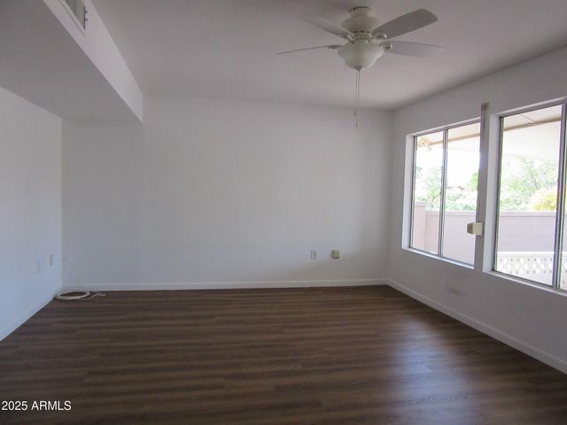 9502 W PINERIDGE Drive, Sun City, AZ 85351