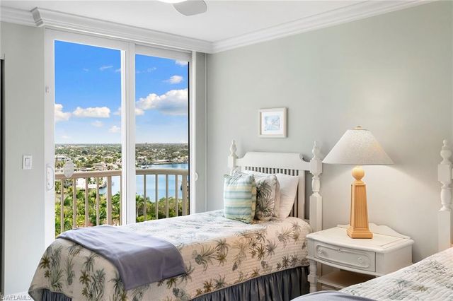 40 Seagate DR # 1204A, Naples, FL 34103