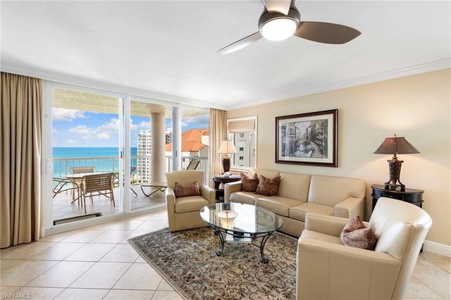 40 Seagate DR # 1204A, Naples, FL 34103