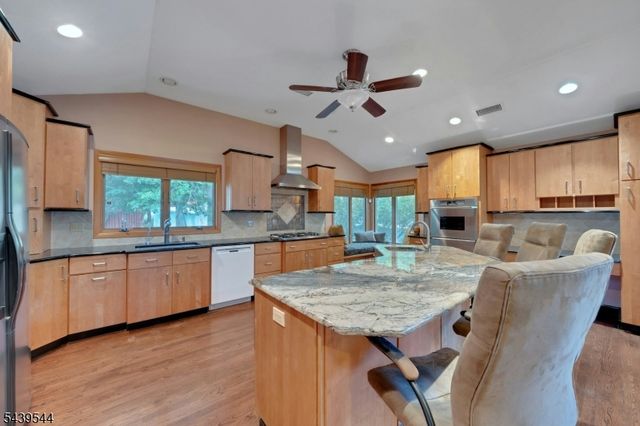 8 Marlo Road, Livingston Twp., NJ 07039