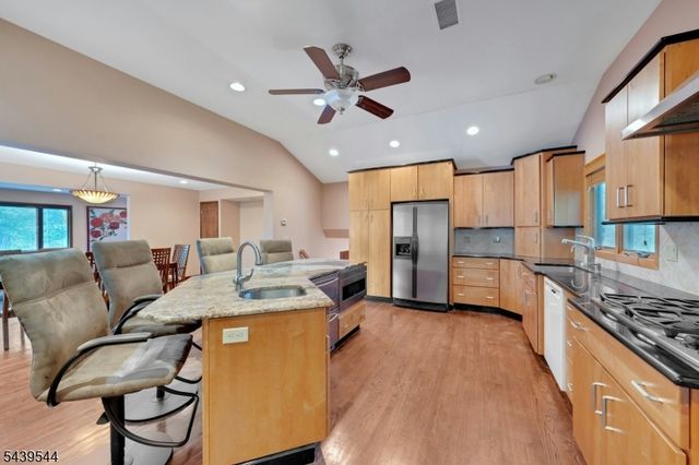 8 Marlo Road, Livingston Twp., NJ 07039