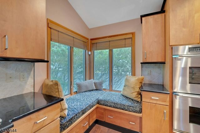 8 Marlo Road, Livingston Twp., NJ 07039