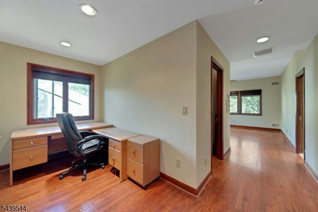 8 Marlo Road, Livingston Twp., NJ 07039
