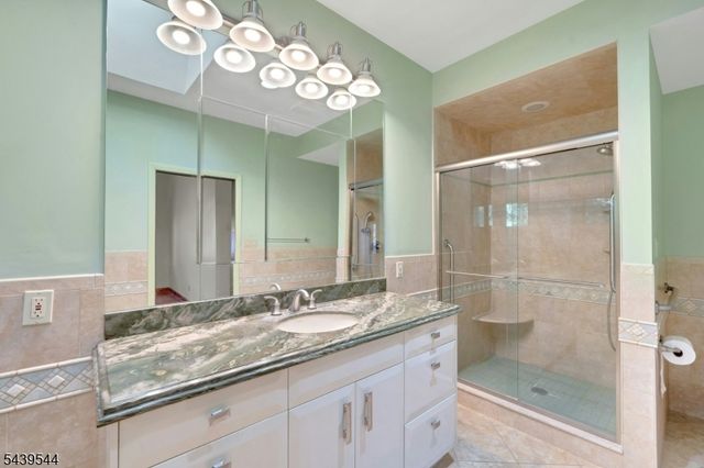 8 Marlo Road, Livingston Twp., NJ 07039