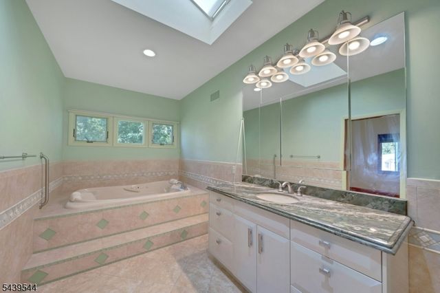 8 Marlo Road, Livingston Twp., NJ 07039