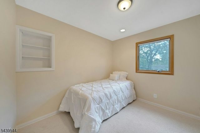 8 Marlo Road, Livingston Twp., NJ 07039
