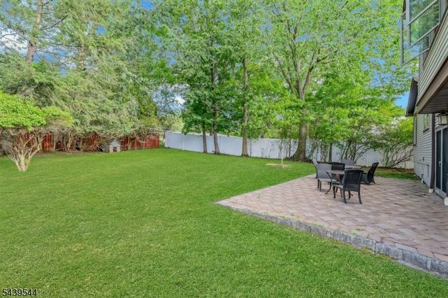 8 Marlo Road, Livingston Twp., NJ 07039