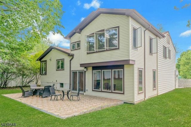 8 Marlo Road, Livingston Twp., NJ 07039