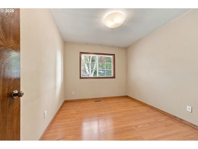 9070 Se LYNN Ln, Happy Valley, OR 97086