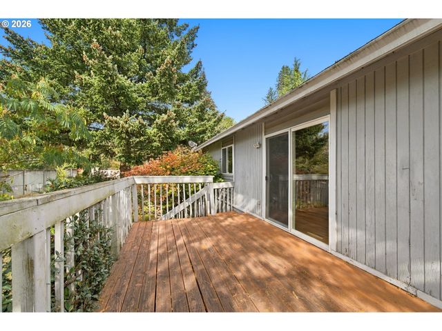 9070 Se LYNN Ln, Happy Valley, OR 97086
