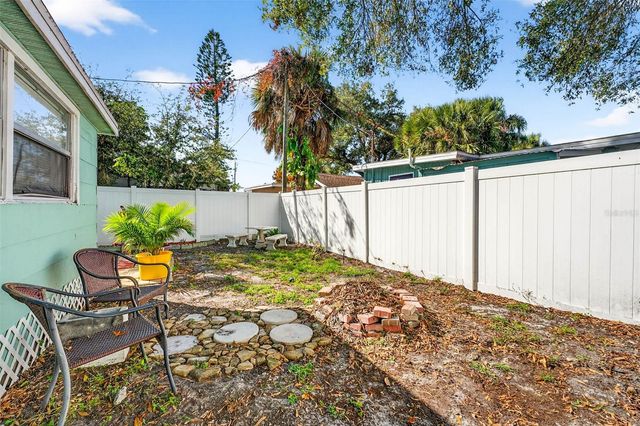 4496 STAR STREET N, St Petersburg, FL 33709