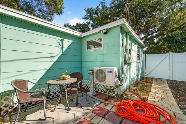 4496 STAR STREET N, St Petersburg, FL 33709