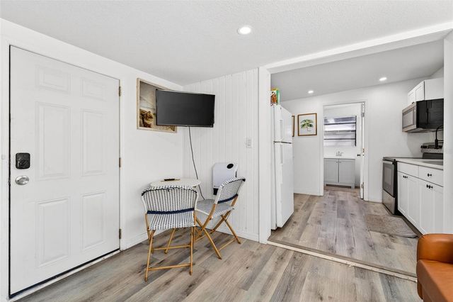 4496 STAR STREET N, St Petersburg, FL 33709