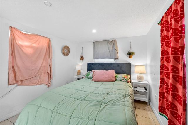 4496 STAR STREET N, St Petersburg, FL 33709