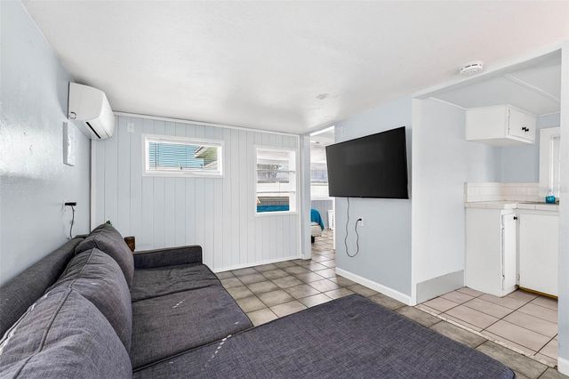 4496 STAR STREET N, St Petersburg, FL 33709